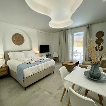 Chic Centre Suites Атина Екстериор снимка