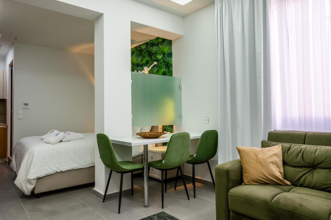 Chic Centre Suites Атина Екстериор снимка