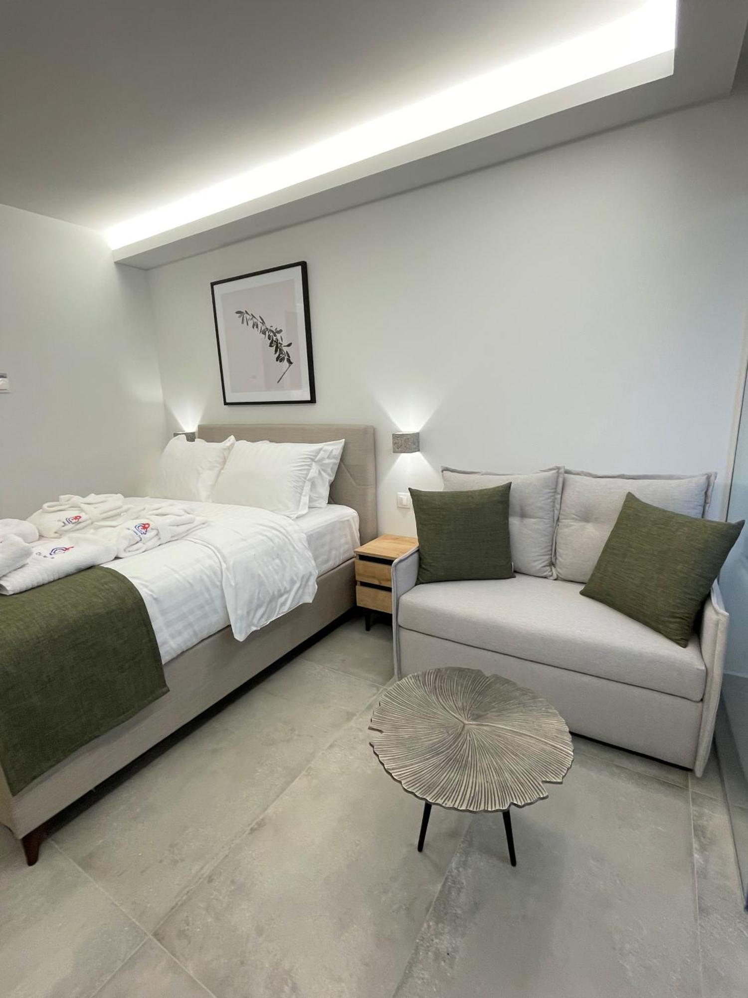 Chic Centre Suites Атина Екстериор снимка