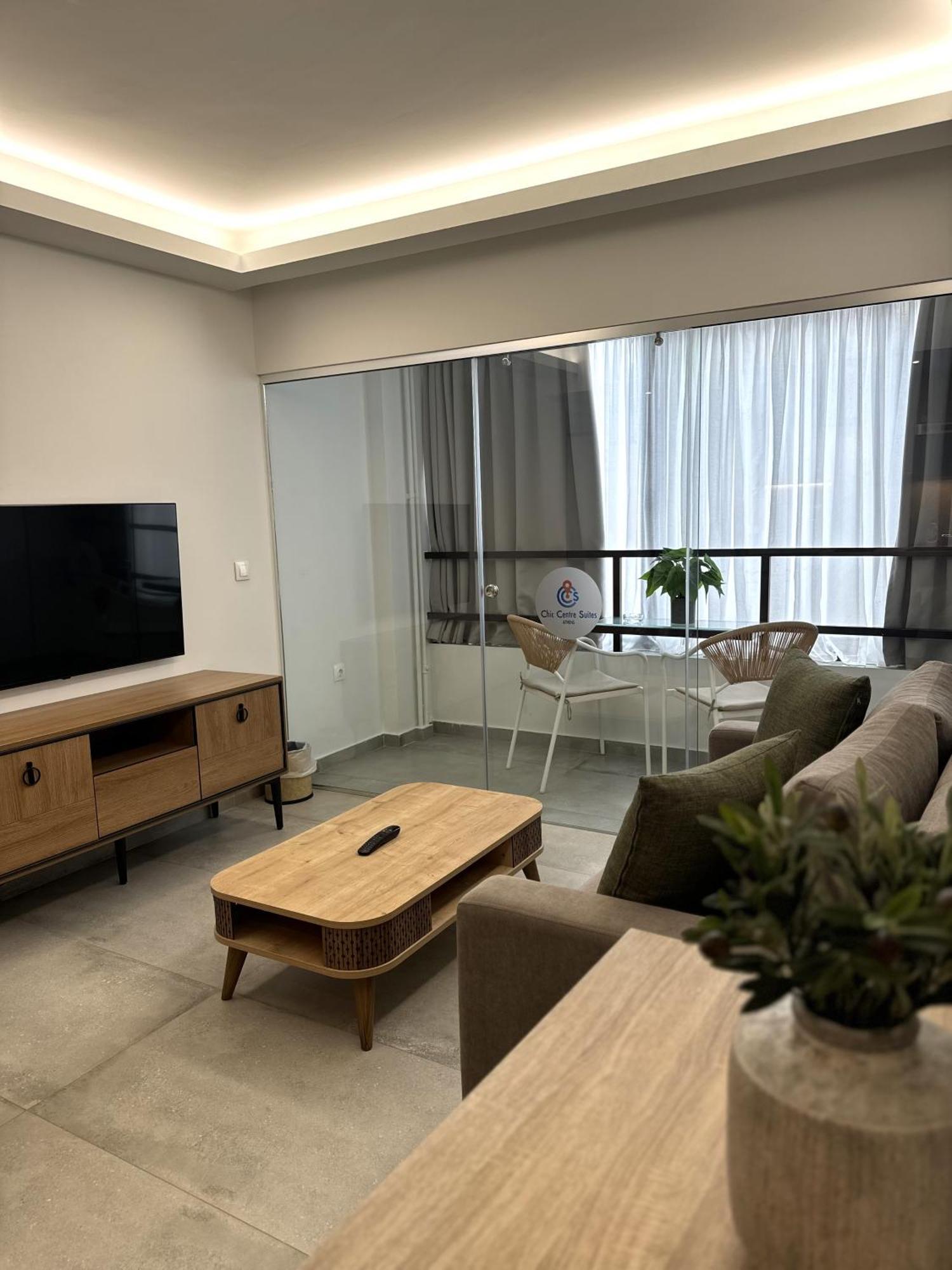 Chic Centre Suites Атина Екстериор снимка